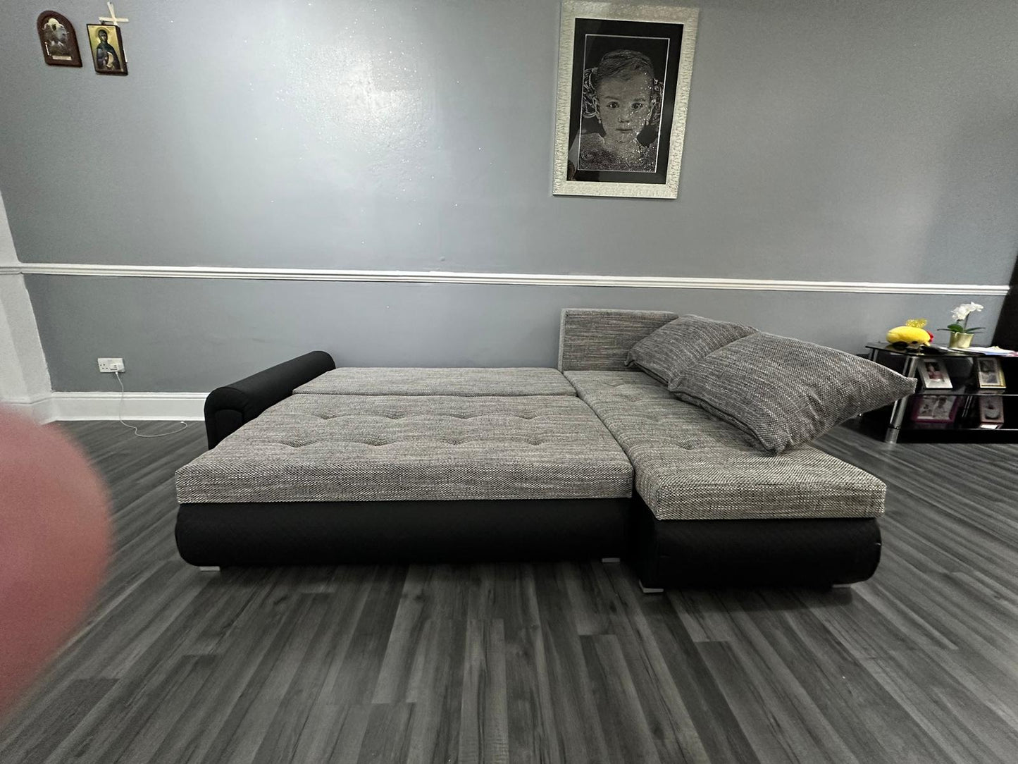 Berlin Universal Corner Sofa Bed with Storage – Grey Black – Left or Right Facing – Modern Convertible Sofa Bed UK