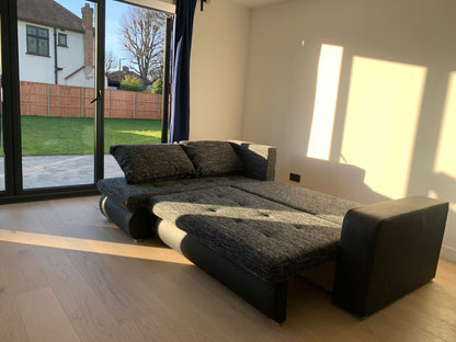 Berlin Universal Corner Sofa Bed with Storage – Black – Left or Right Facing – Modern Space-Saving Design